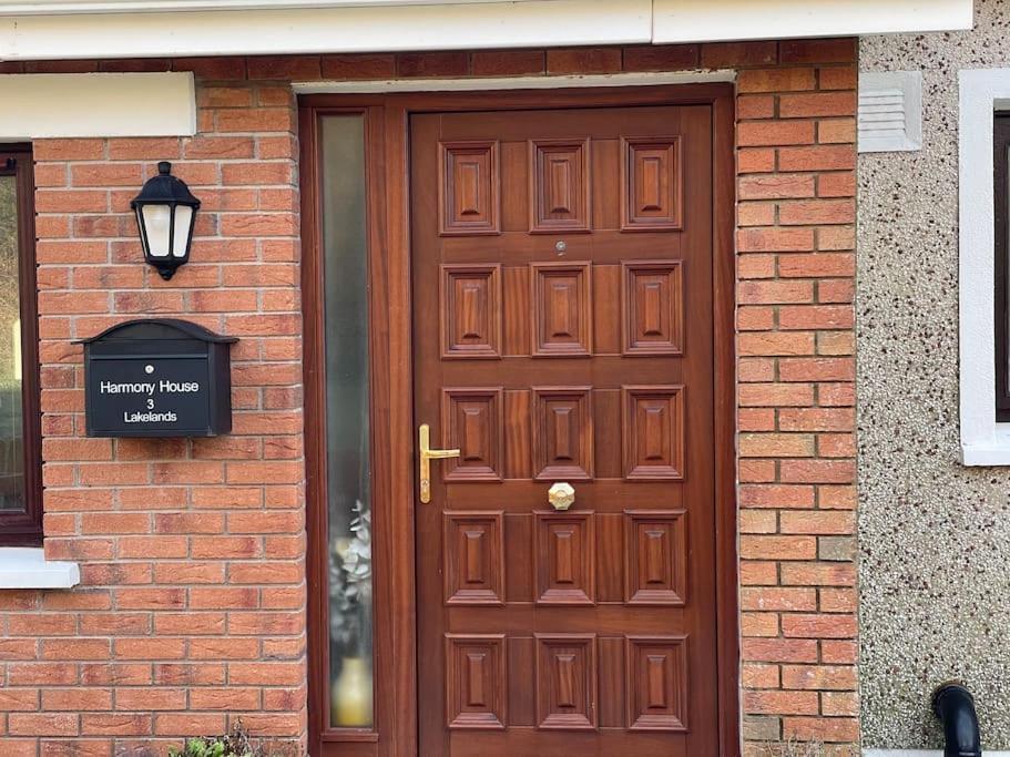 Harmony House Enclosed Property Near Beach And Lake Tramore Exterior foto